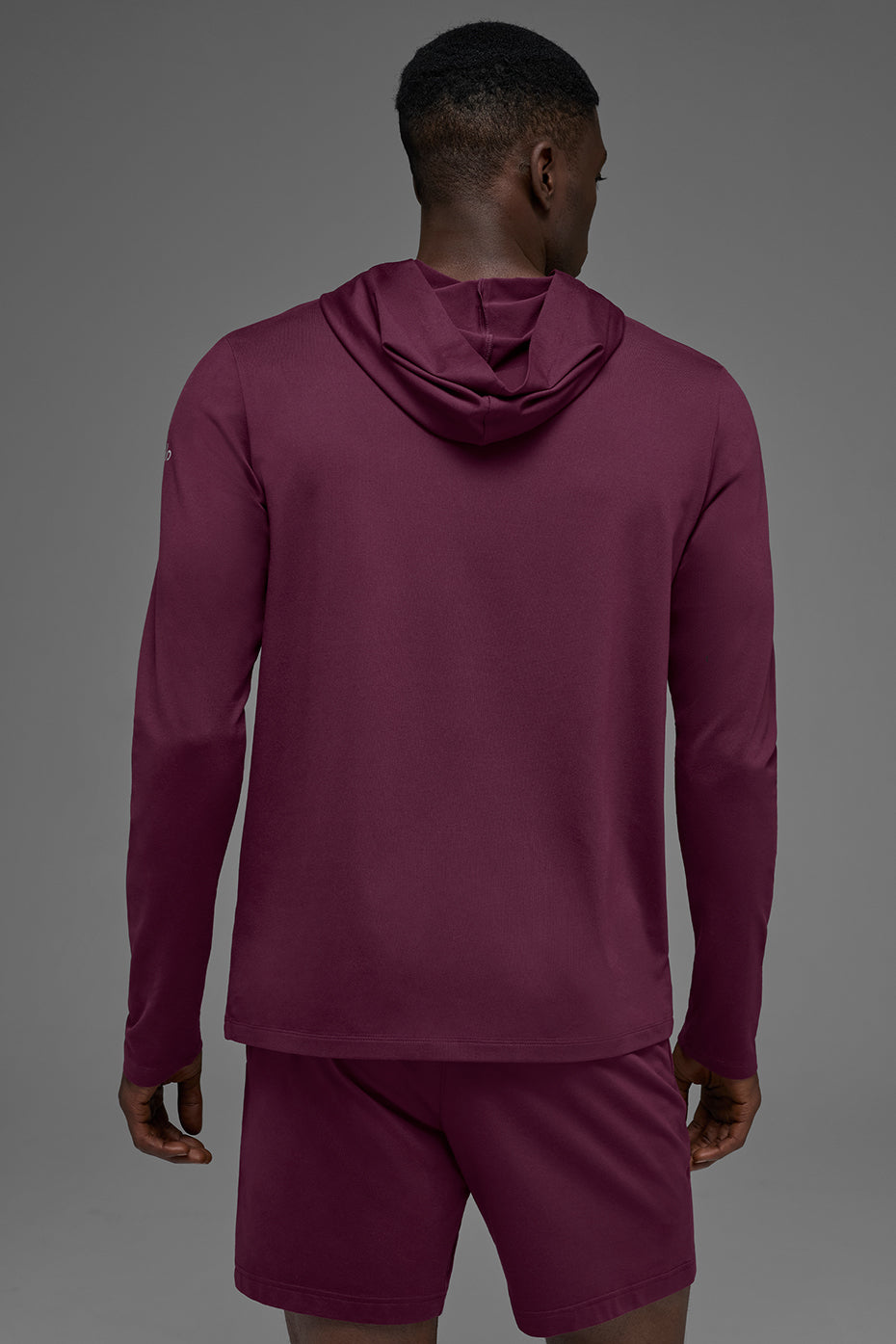 Haut Manches Longues À Capuche Conquer Reform