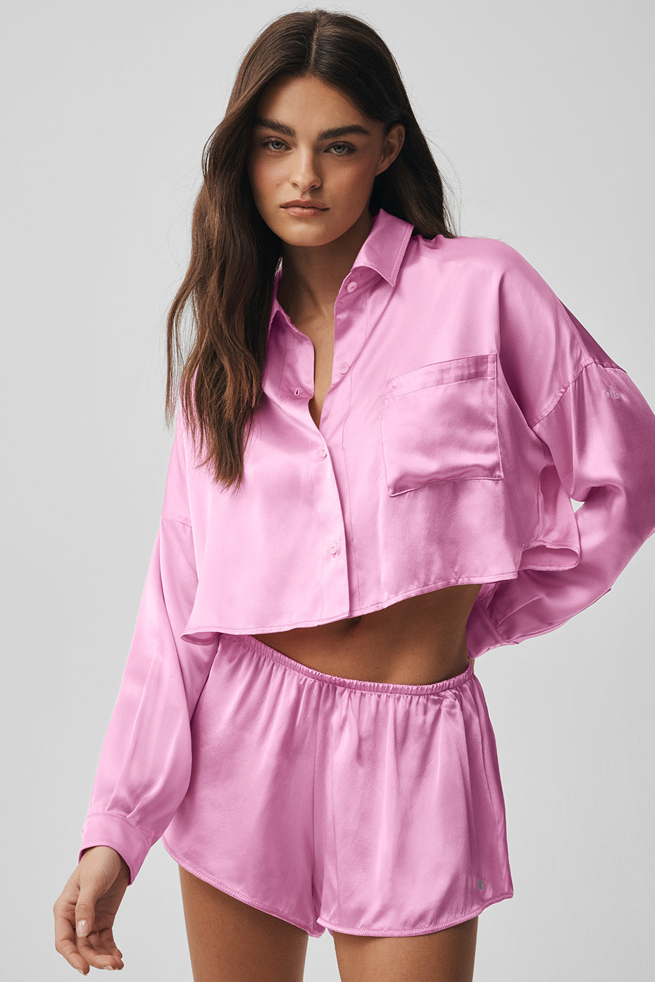 Chemise Courte Boutonnée À Manches Longues En Soie Luminous