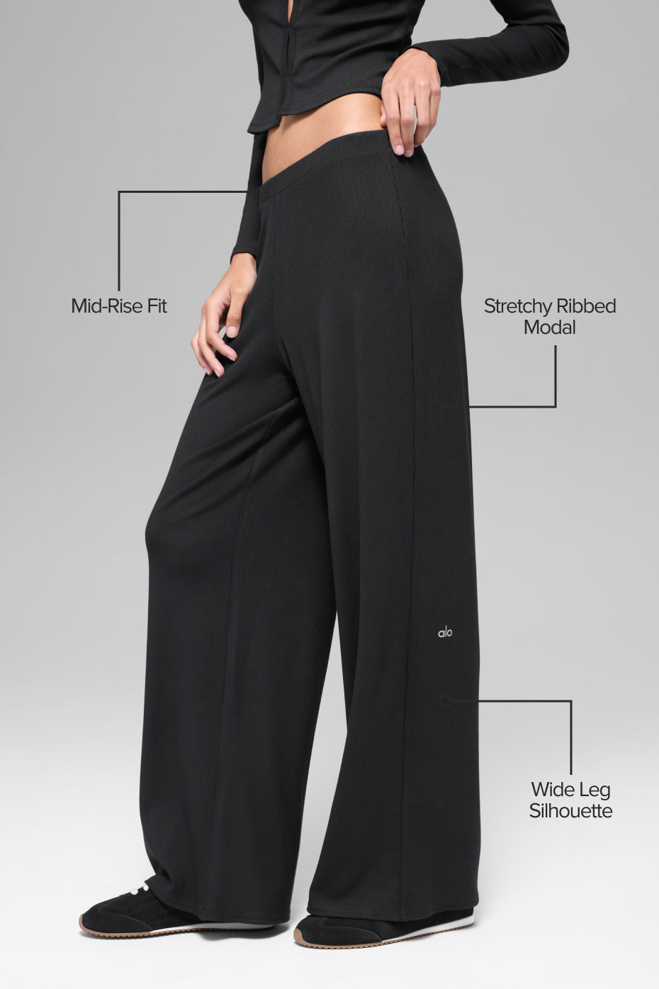 Mid-Rise Dreamlight Straight Pant