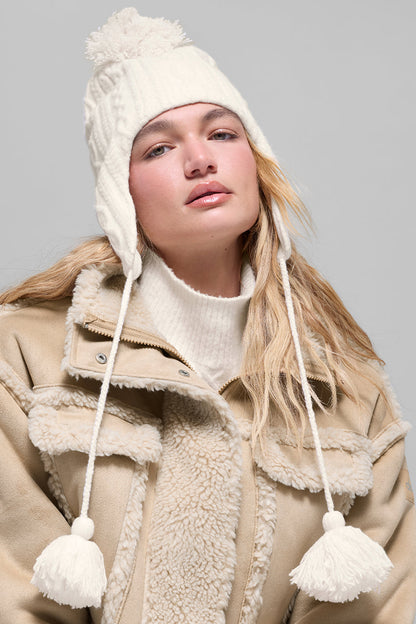 Bonnet Cache-Oreilles En Maille Torsadée Winter Bliss