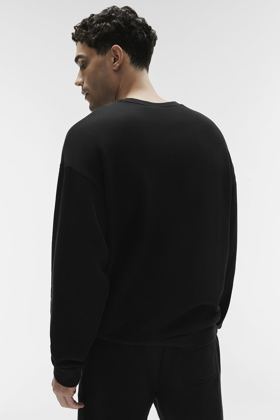 Chill Crew Neck Pullover