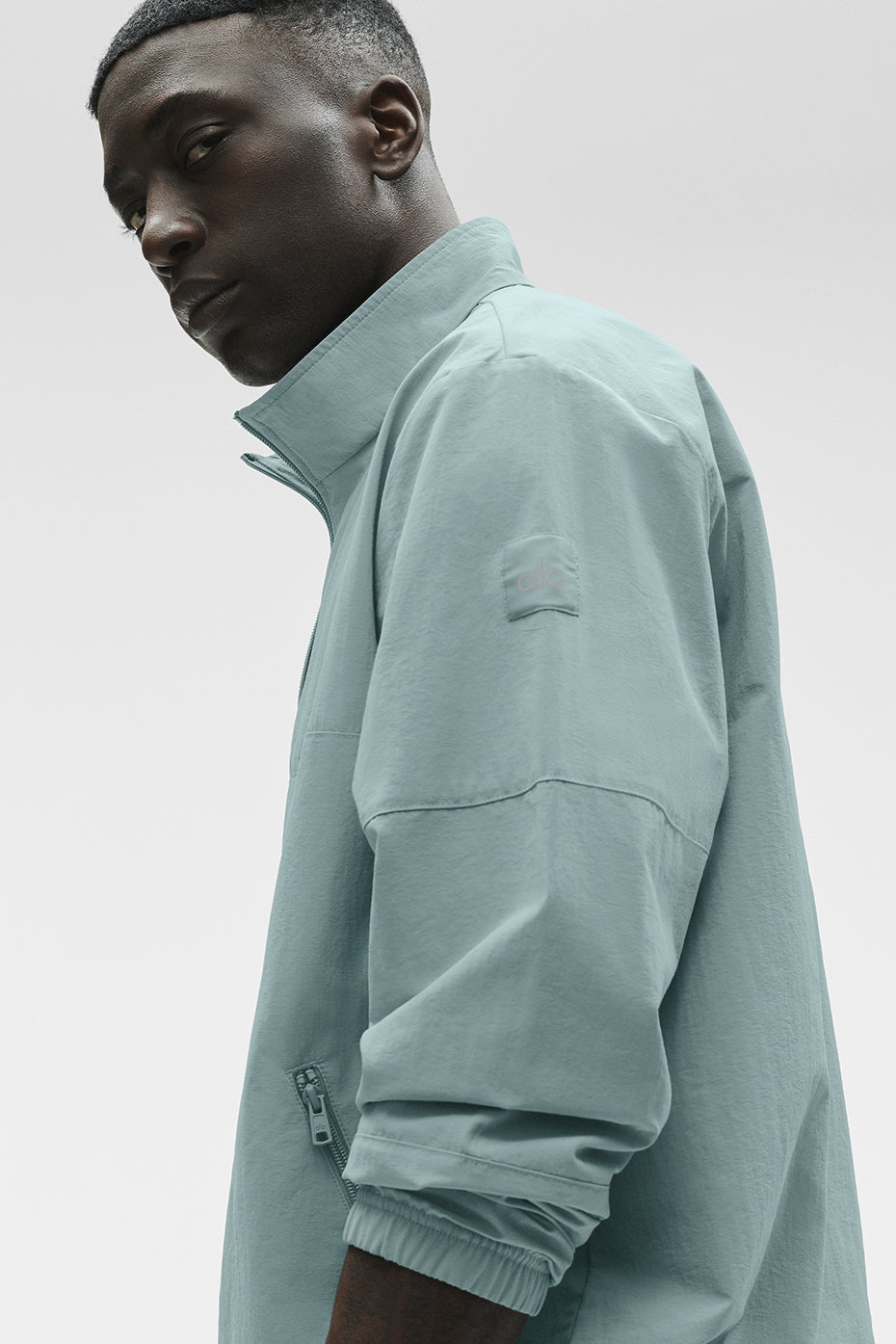 Pull Léger Takeaway Track