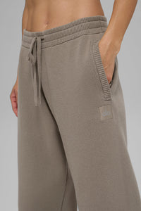 Scholar Straight Leg Sweatpant