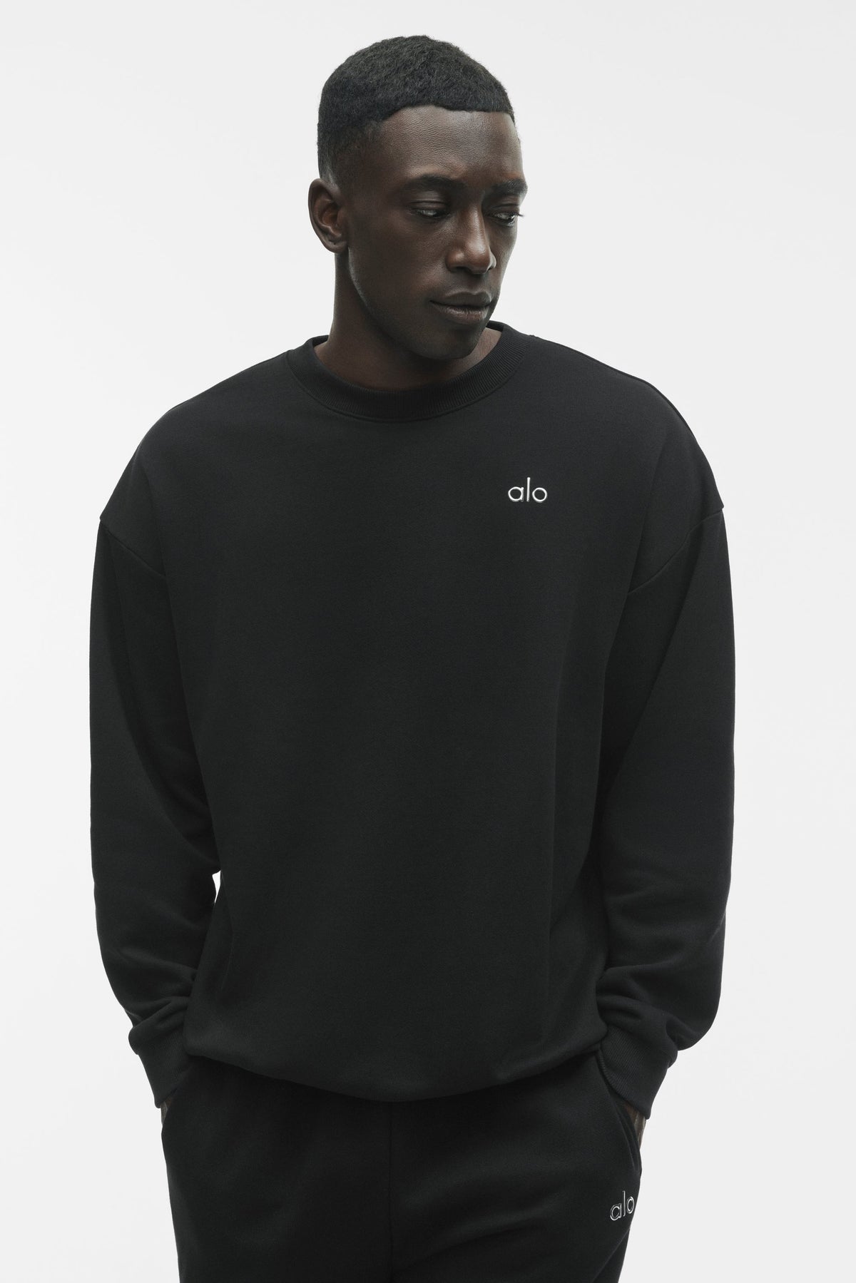 Accolade Crew Neck Pullover