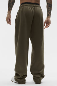 Accolade Straight Leg Sweatpant