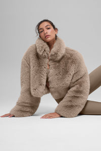 Veste Courte Fausse Fourrure Opulent