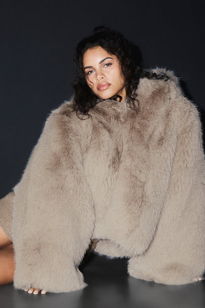 Veste Oversize Fausse Fourrure Opulent