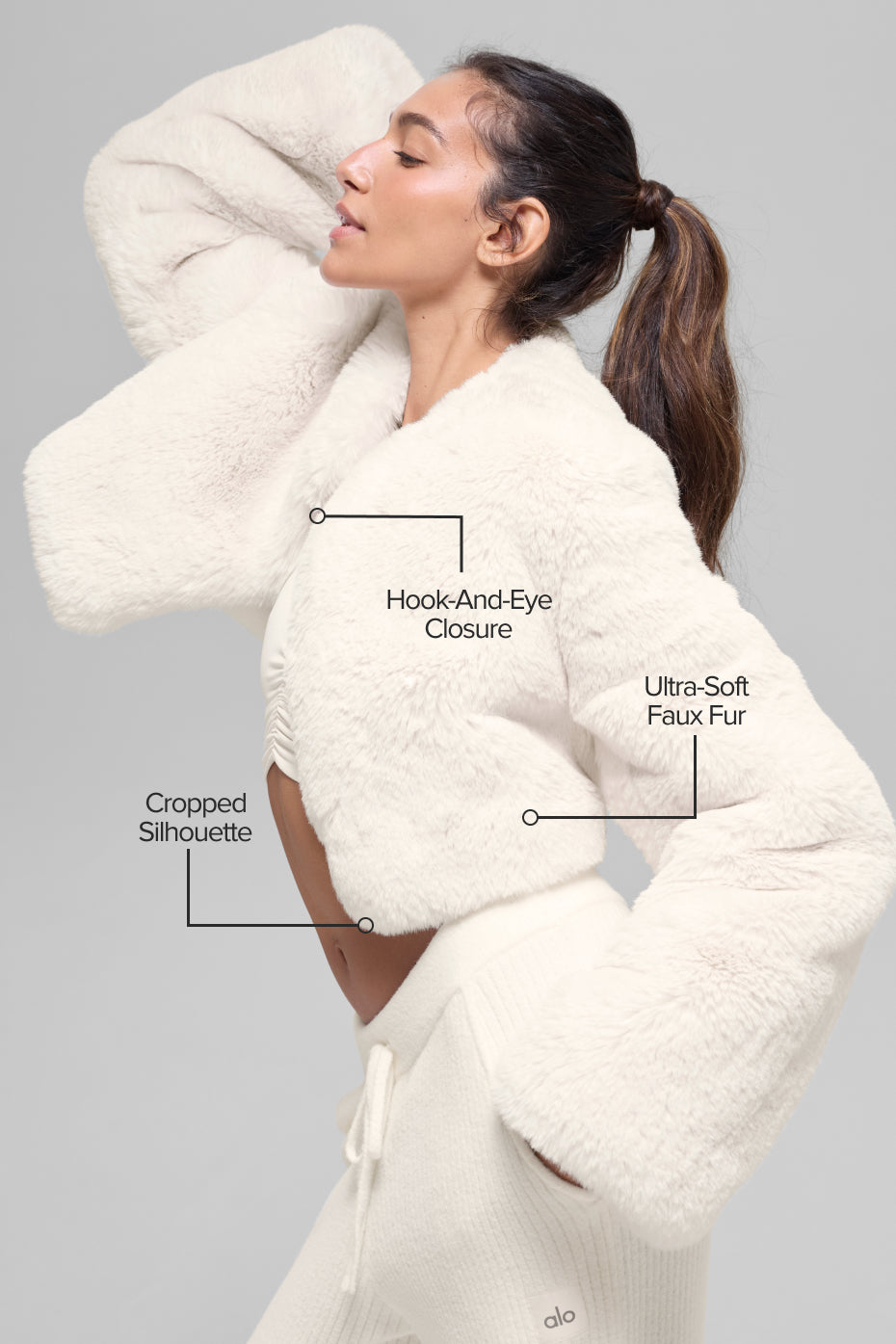 Veste Courte Fausse Fourrure Chic