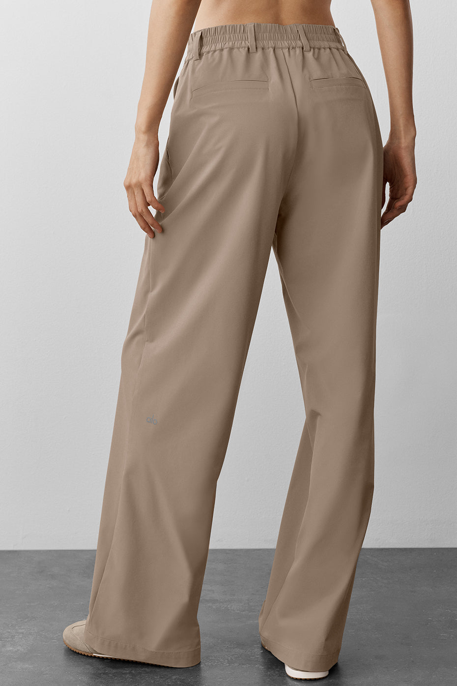 High-Waist Pursuit Trouser (Regular)