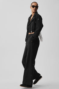 Mid-Rise Cosmopolitan Snap Pant