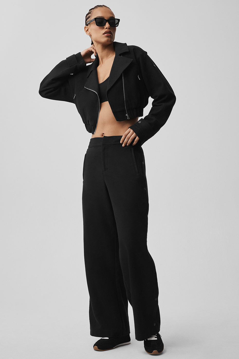 Mid-Rise Cosmopolitan Snap Pant