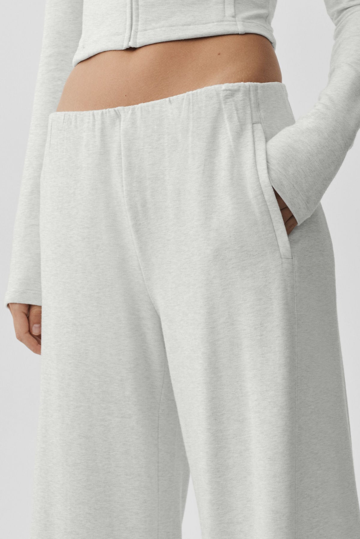 Sway Mid-Rise On The Go Pant