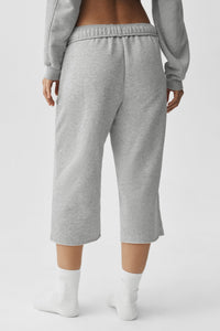 Accolade Cutoff Sweatpant