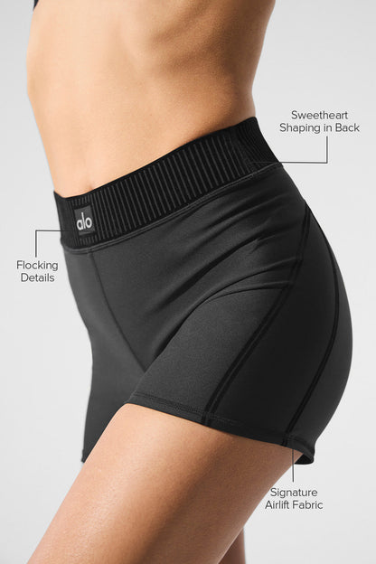Short Taille Haute Airlift Line Up